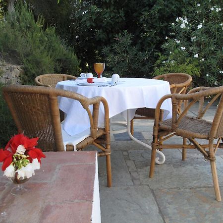 Hostal Horta De Torrejais Moura Exterior foto